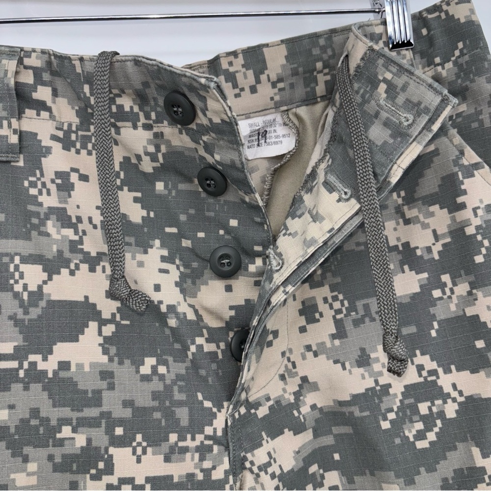 US Army Combat Uniform Trousers Military Camo Pants Small Reg Insect Repellent - Picture 5 of 15